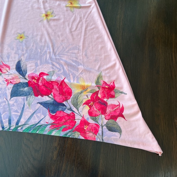 FREE w/Purchase - ECLA Light Pink Tropical Floral Print Top *see description - Picture 8 of 11